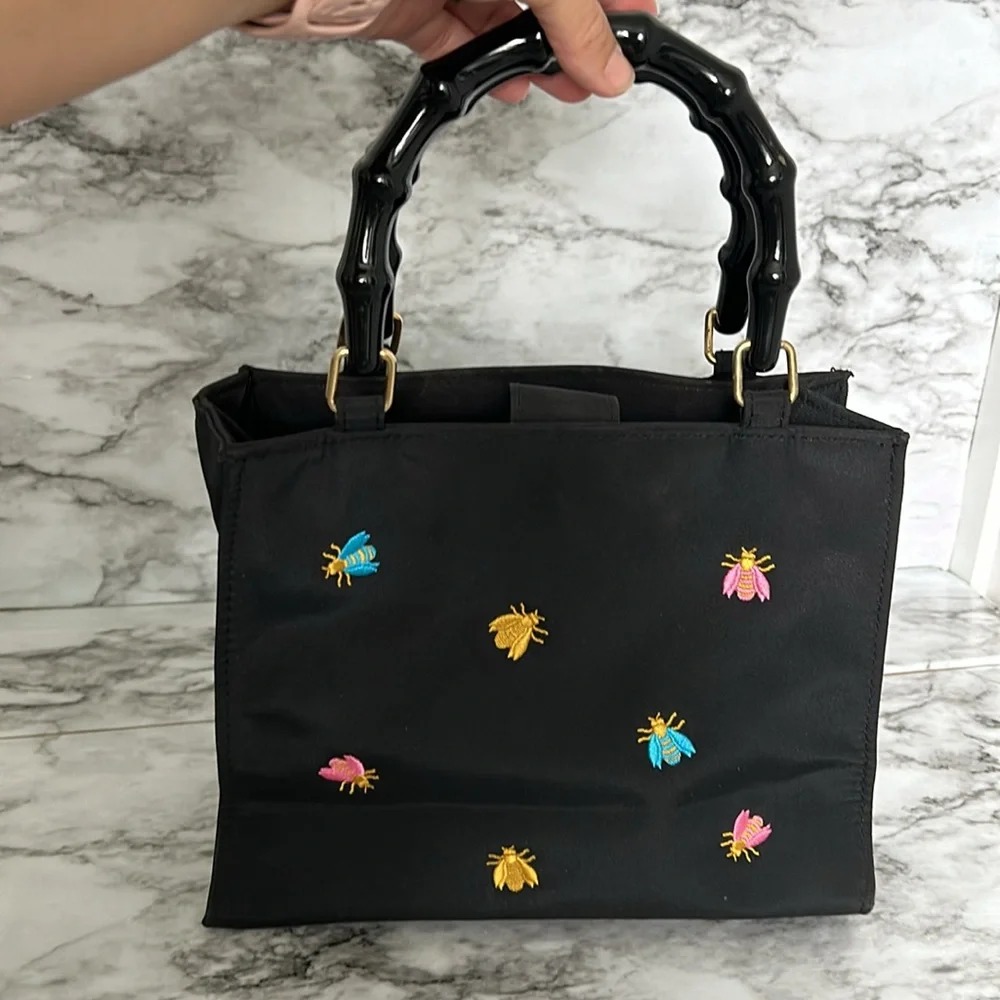 Tianni | vintage VTG bag with embroidered Bees bugs plastic faux bamboo handles - Picture 3 of 11